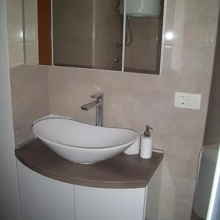 Apartment Mandalinski *